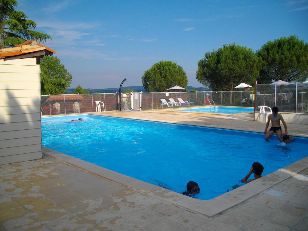 La Grange Du Cheval Blanc Villa Villeneuve-sur-Lot Ruang foto