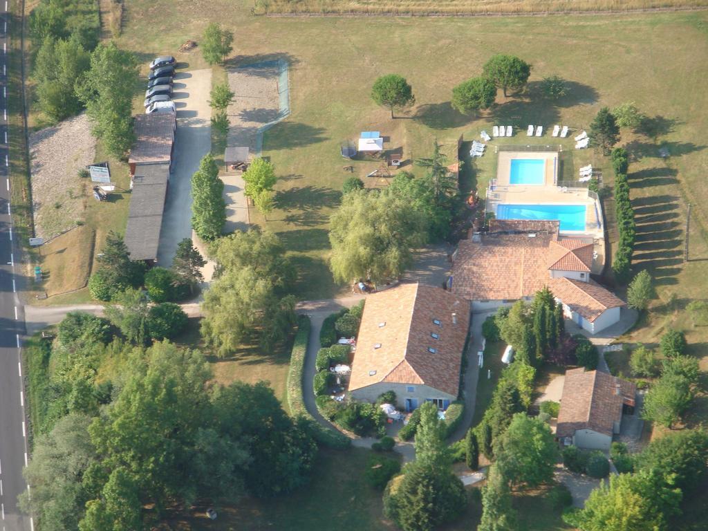 La Grange Du Cheval Blanc Villa Villeneuve-sur-Lot Ruang foto